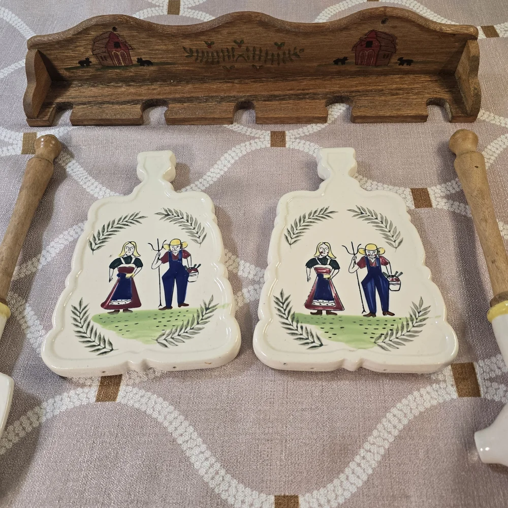 Vintage Hand Painted Wood Handle Gourmet Set w/ Rack Folk Art Trivet